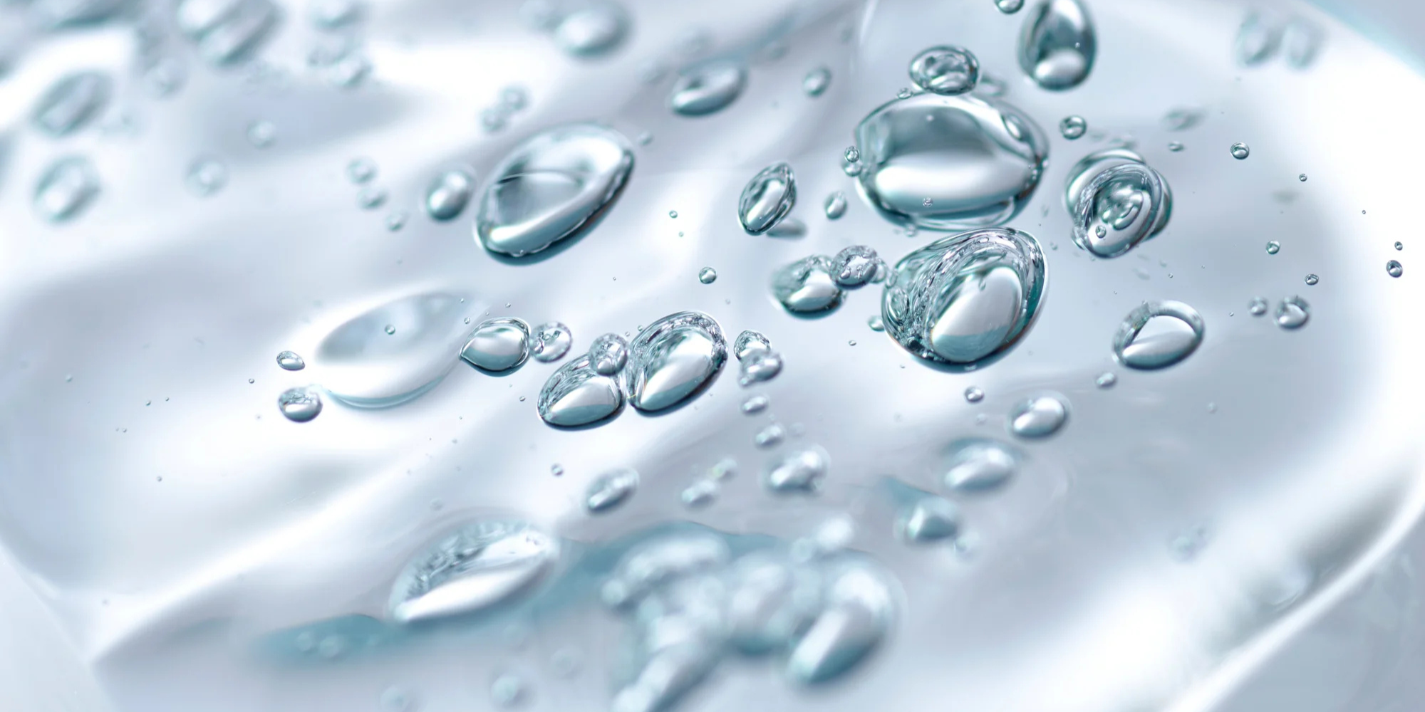 The Glow Ingredient Everyone’s Talking About: Niacinamide